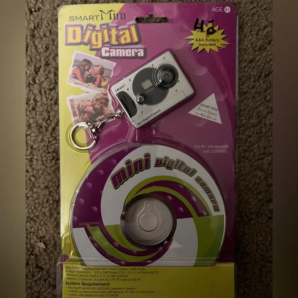 Smart Mini Digital Camera - Picture 1 of 3